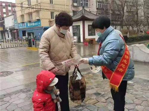 河北唐山路北区大里街道昌乐社区开展志愿服务活动
