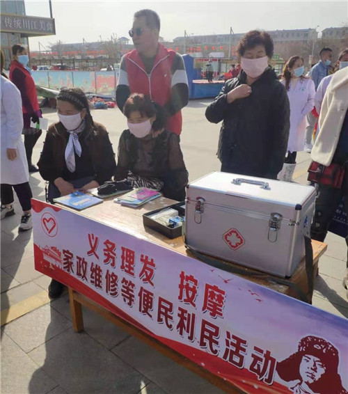 宁夏：学习雷锋精神 践行志愿服务