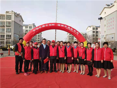 宁夏：学习雷锋精神 践行志愿服务