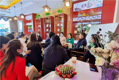 河南郑州公益讲座：做新时代中华传统优秀女性