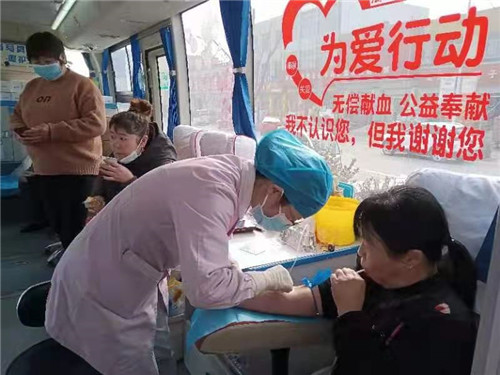 河北固安：学雷锋无偿献血活动