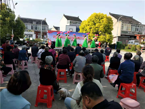 江苏泰兴市延令街道越街社区开展学党史践行动法治宣传进万家活动