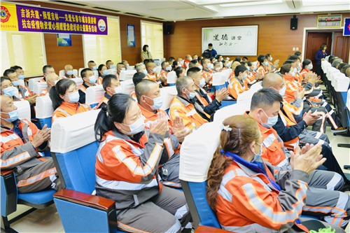 中狮联吉林代表处关爱城市美容师开展爱心物资捐赠暨急救培训公益活动