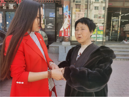 中华志愿者协会协应急委大石桥红盾救援队母亲节在行动