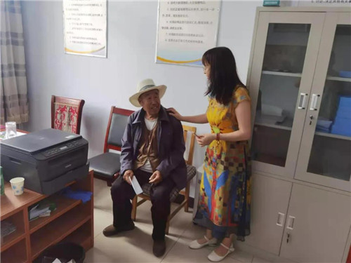 张家口蔚县：83岁老人心系国家 情暖灾区