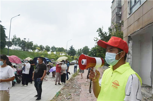 共抗疫情积极响应 驻马店市遂平县吴房义工在行动