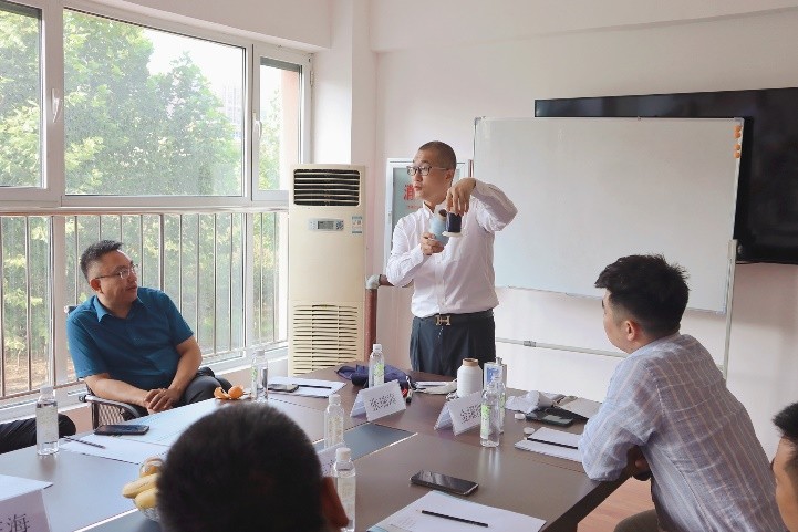 石家庄市中介服务商会座谈会圆满落幕