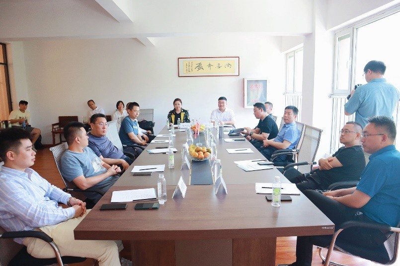 石家庄市中介服务商会座谈会圆满落幕