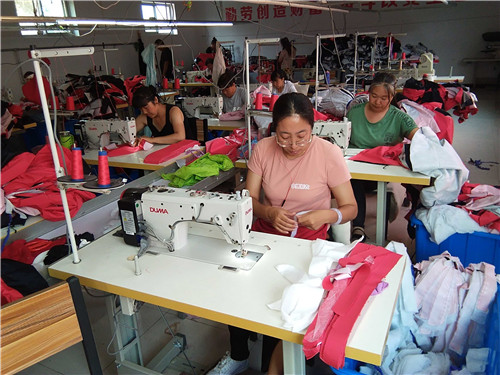 易地扶贫搬迁安置示范区：访河北蔚县南杨庄乡宜兴社区